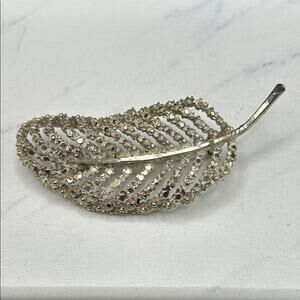Vintage BSK Leaf Brooch #537.  2.5” x 1”